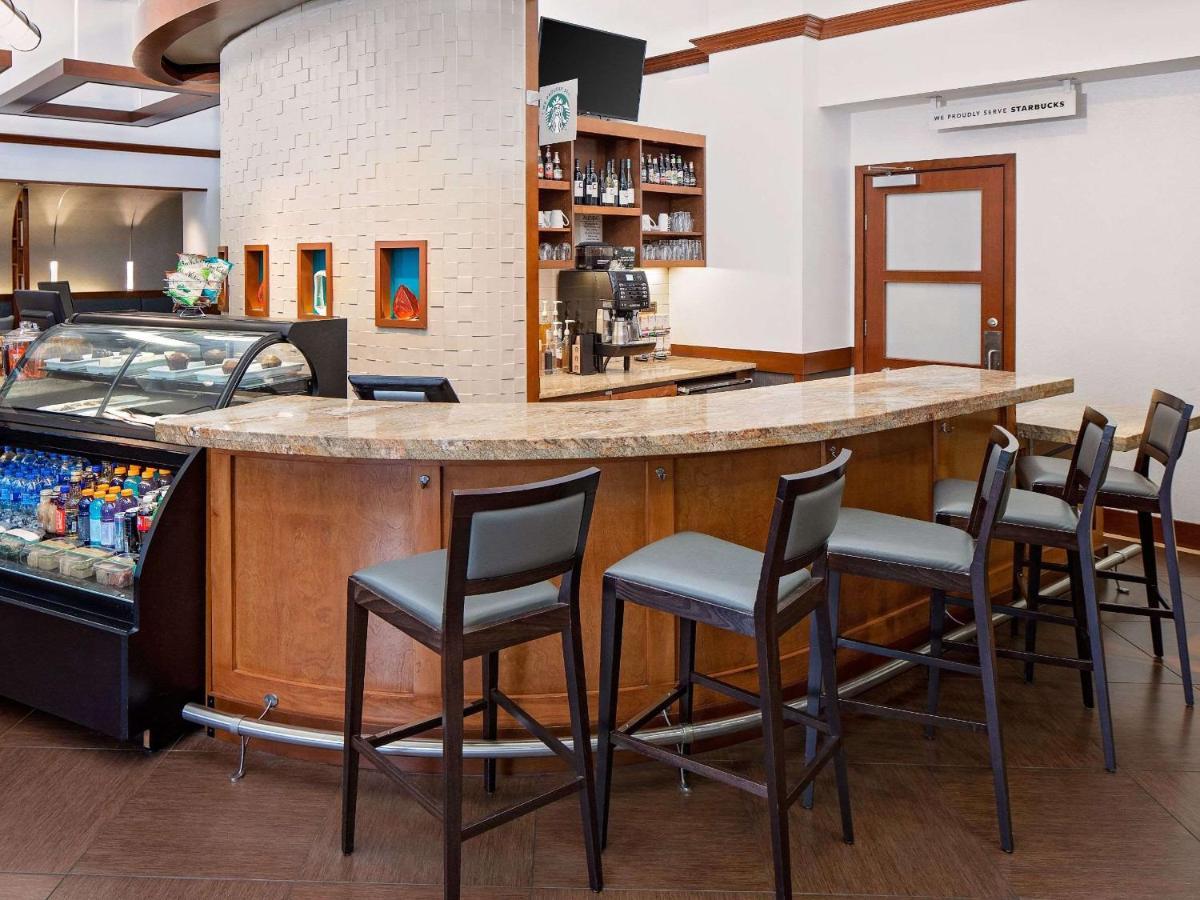 Hyatt Place Ontario/Rancho Cucamonga Екстер'єр фото