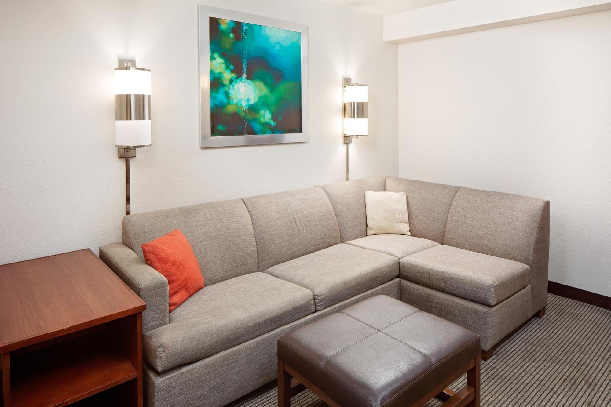 Hyatt Place Ontario/Rancho Cucamonga Номер фото