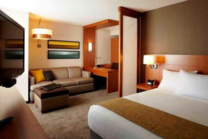 Hyatt Place Ontario/Rancho Cucamonga Екстер'єр фото